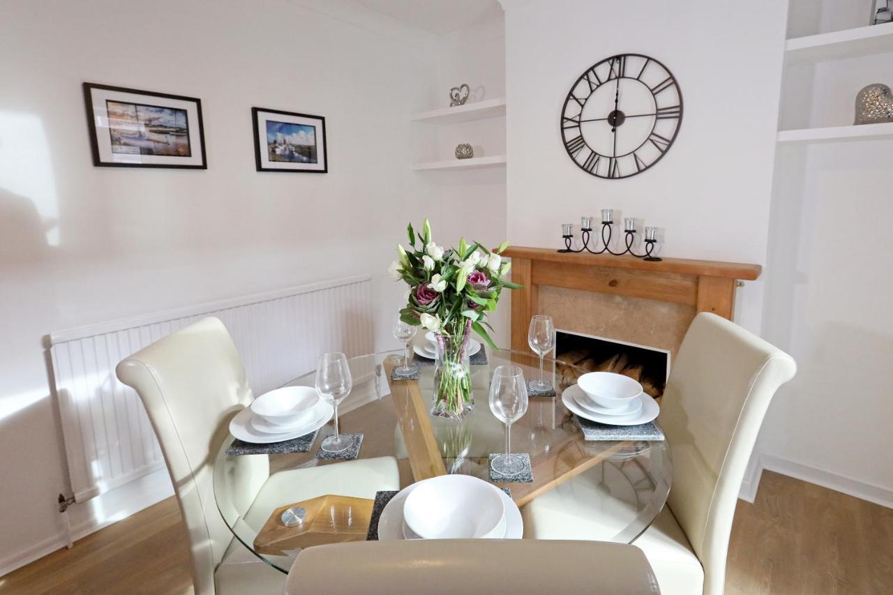 Convenient & 2-bed House Apartment