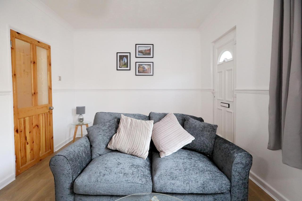 Convenient & 2-bed House *